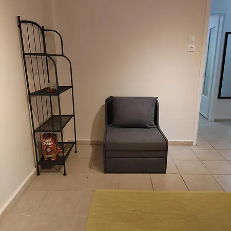 Kostalek Apartamento Peraía